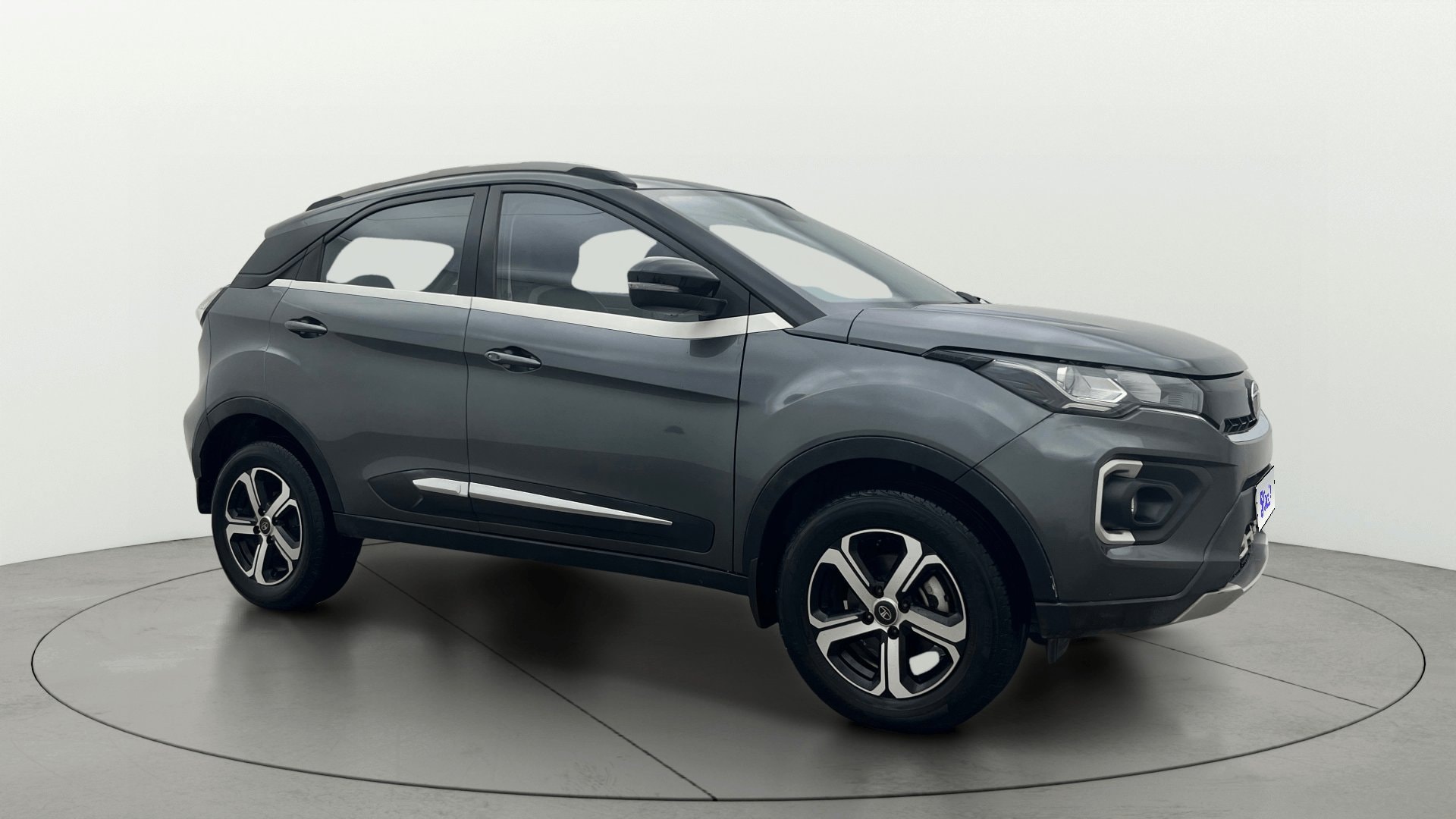 View 2021 Tata Nexon Revotron XE Image 14 Used 2021 Tata Nexon Revotron XE Image 14