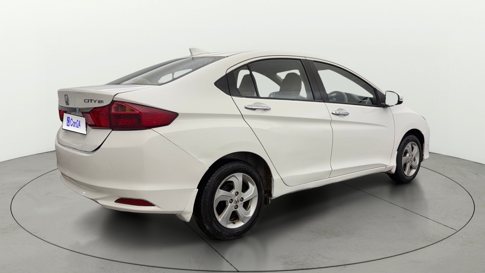 View 2015 Honda City ZX MT Diesel Anniversary Edition Image 45 Used 2015 Honda City ZX MT Diesel Anniversary Edition Image 45