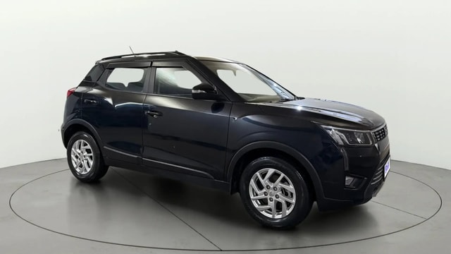 View Mahindra XUV300 Image 23 Used Mahindra XUV300 Image 23