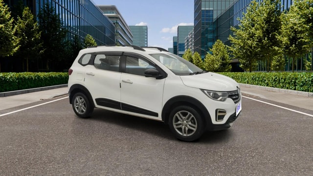 View Renault Triber Image 22 Used Renault Triber Image 22