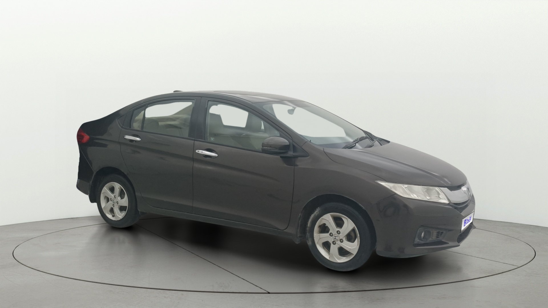 View 2015 Honda City ZX MT Diesel Anniversary Edition Image 39 Used 2015 Honda City ZX MT Diesel Anniversary Edition Image 39