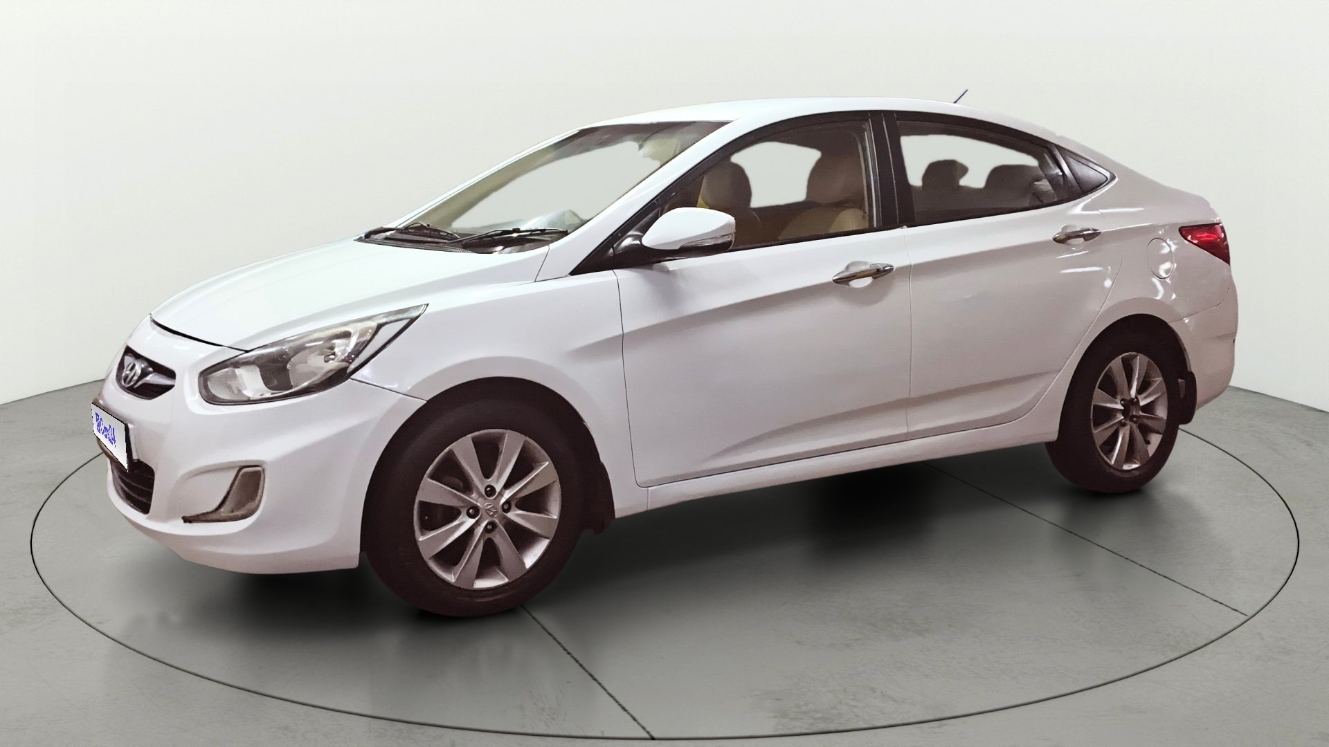 View 2013 Hyundai Fluidic Verna 1.6 VTVT SX Image 36 Used 2013 Hyundai Fluidic Verna 1.6 VTVT SX Image 36