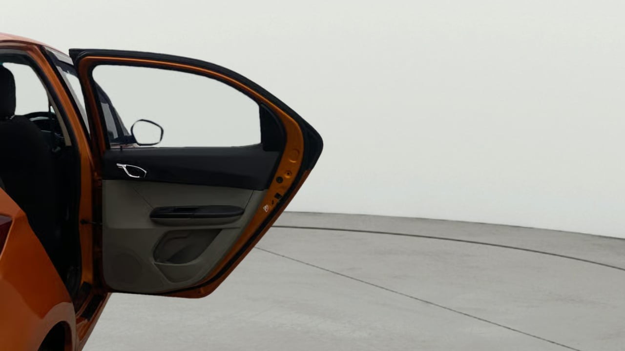 View 2019 Tata Tiago Revotorq XB Image 8 Used 2019 Tata Tiago Revotorq XB Image 8