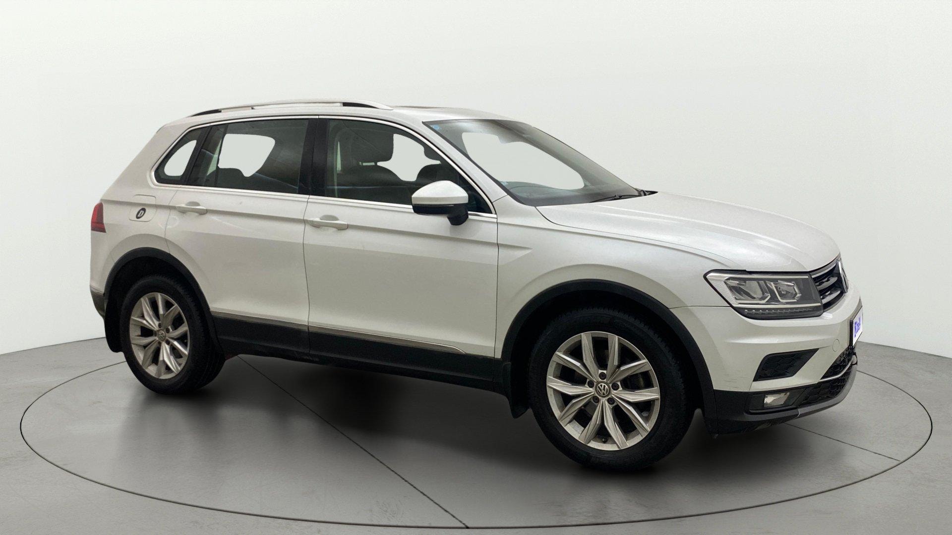 View 2018 Volkswagen Tiguan DSG 4MOTION Comfortline Image 38 Used 2018 Volkswagen Tiguan DSG 4MOTION Comfortline Image 38