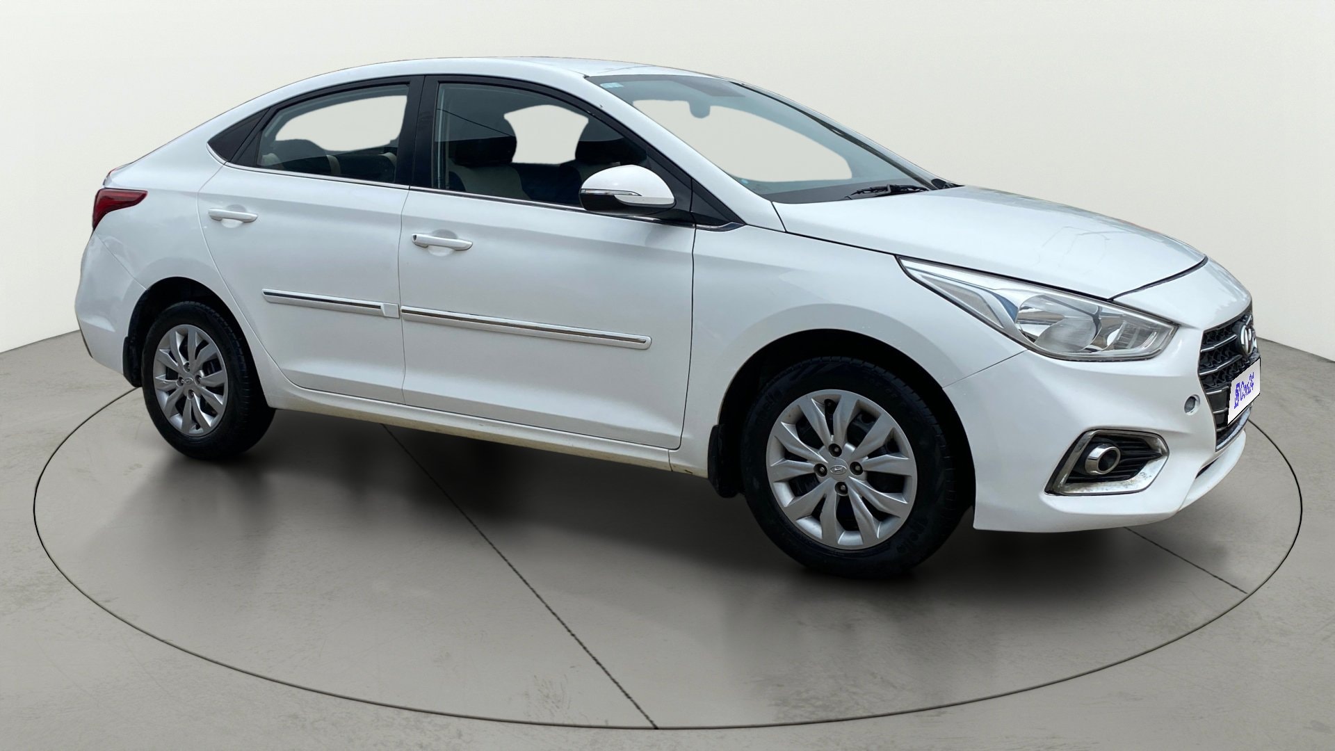 View 2018 Hyundai Verna 1.6 CRDI EX Image 37 Used 2018 Hyundai Verna 1.6 CRDI EX Image 37
