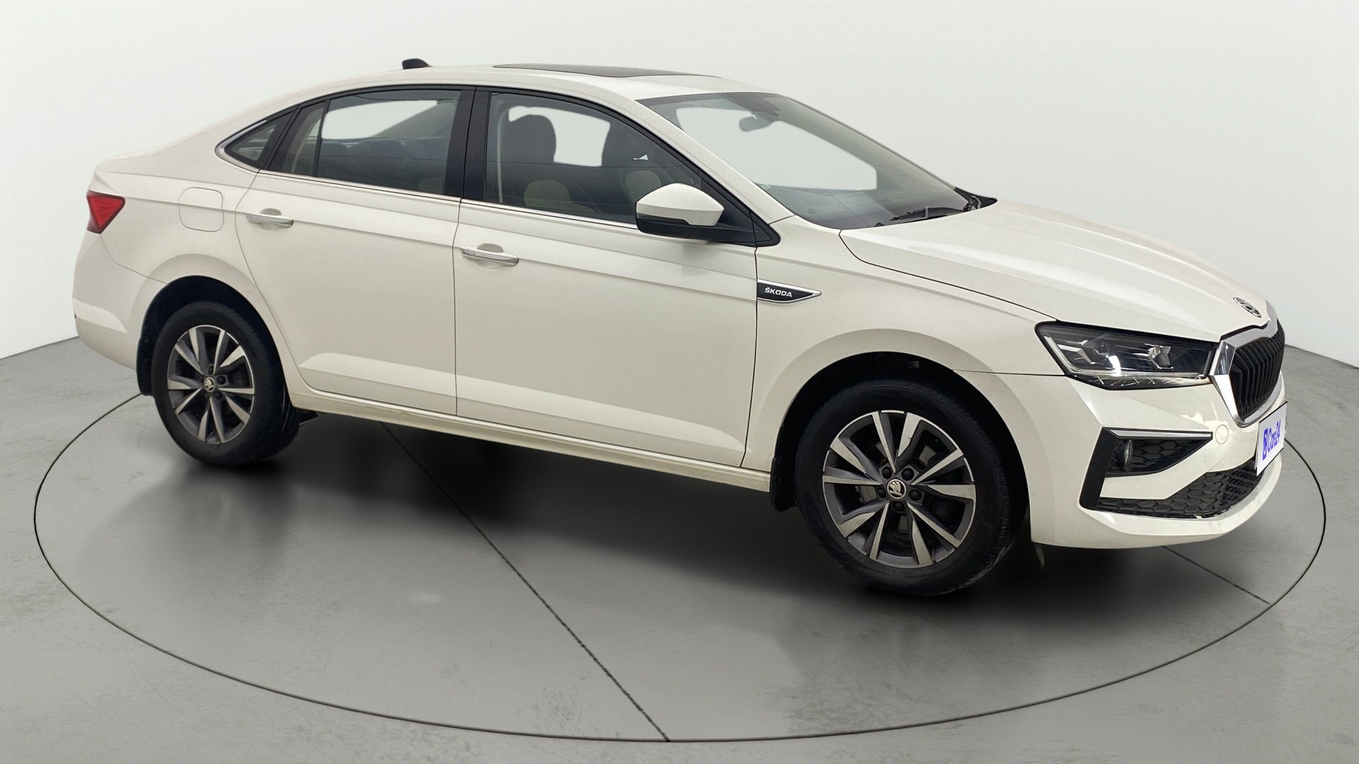 View 2022 Skoda Slavia Style 1.0 TSI AT Image 38 Used 2022 Skoda Slavia Style 1.0 TSI AT Image 38