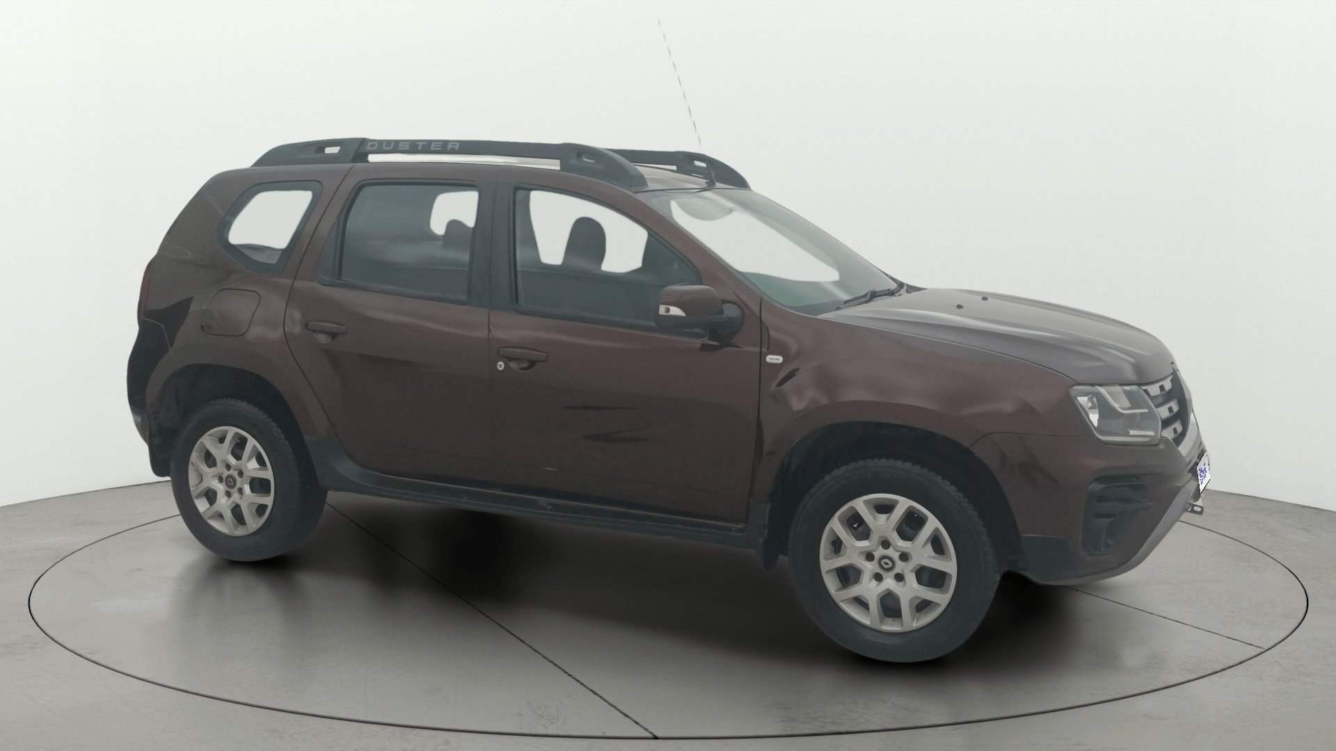View 2019 Renault Duster 85 PS RXS 4X2 MT Image 35 Used 2019 Renault Duster 85 PS RXS 4X2 MT Image 35
