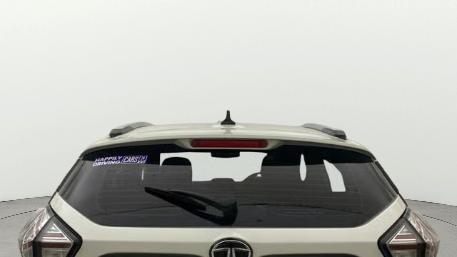 View 2023 Tata Nexon Revotron XZ Plus Luxs Jet Edition Image 4 Used 2023 Tata Nexon Revotron XZ Plus Luxs Jet Edition Image 4