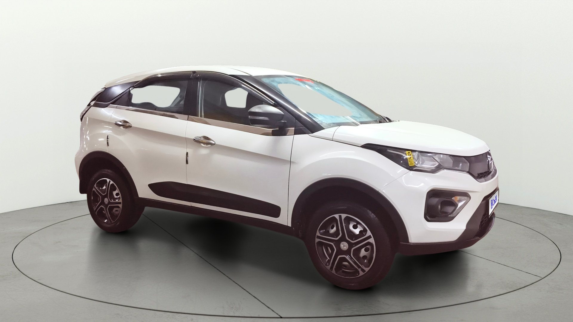 View 2023 Tata Nexon Revotron XE Image 37 Used 2023 Tata Nexon Revotron XE Image 37