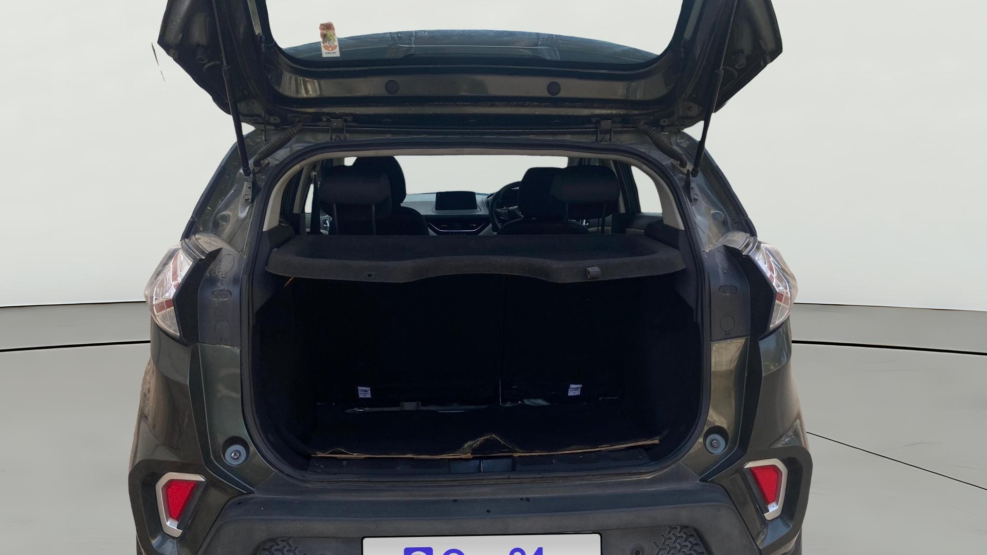 View 2022 Tata Nexon Revotron XE Image 38 Used 2022 Tata Nexon Revotron XE Image 38