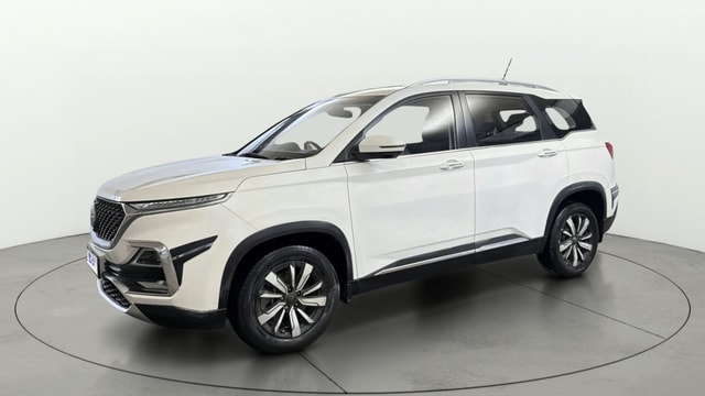 View MG Hector Image 38 Used MG Hector Image 38