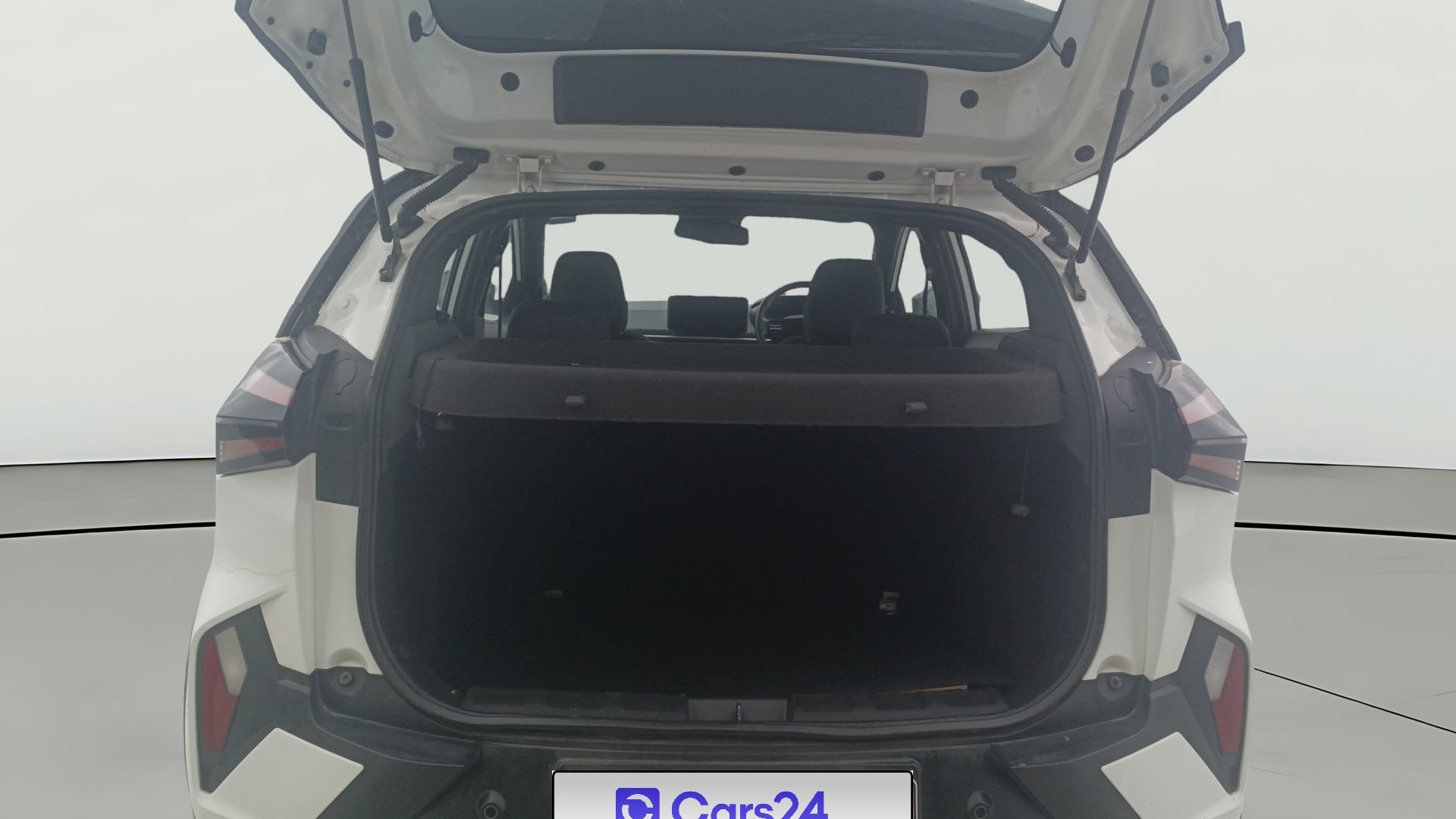 View 2023 Tata Nexon Revotron XE Image 41 Used 2023 Tata Nexon Revotron XE Image 41