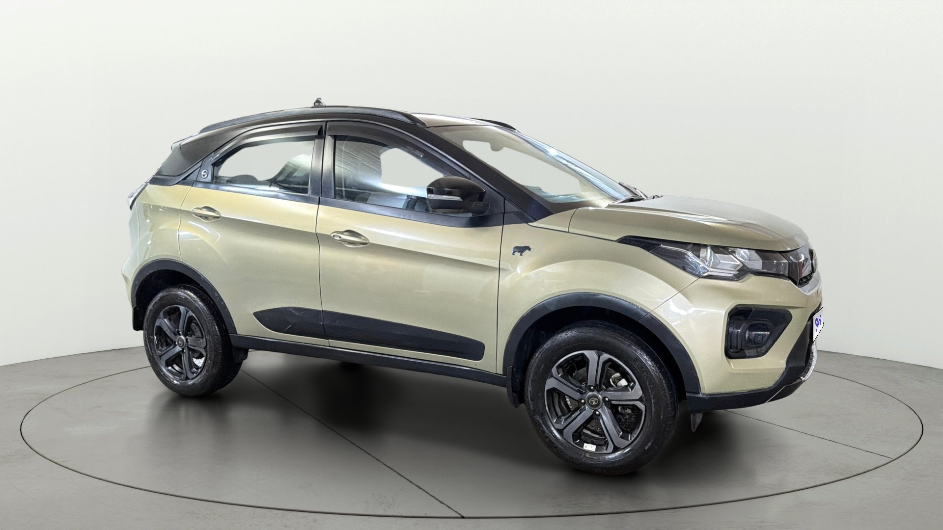 View 2024 Tata Nexon Revotron XE Image 14 Used 2024 Tata Nexon Revotron XE Image 14
