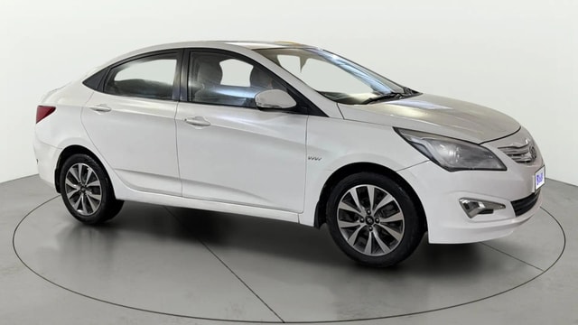 View Hyundai Verna Image 36 Used Hyundai Verna Image 36