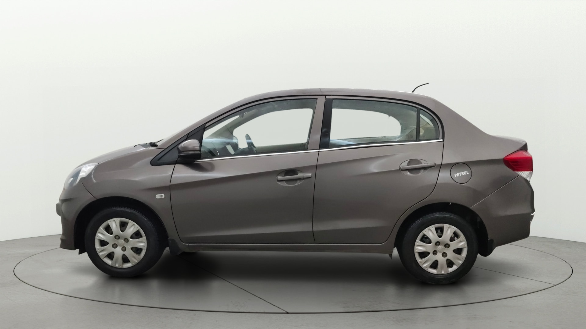 View 2015 Honda Amaze E MT Petrol BS IV Image 5 Used 2015 Honda Amaze E MT Petrol BS IV Image 5