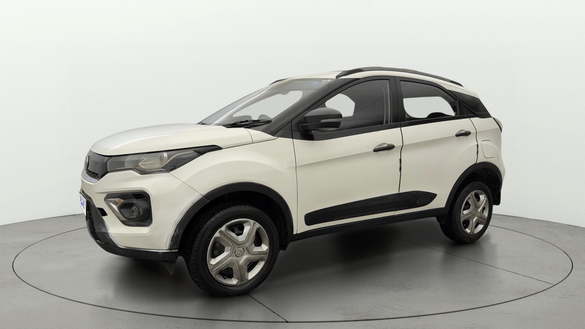 View 2022 Tata Nexon Revotron XE Image 21 Used 2022 Tata Nexon Revotron XE Image 21