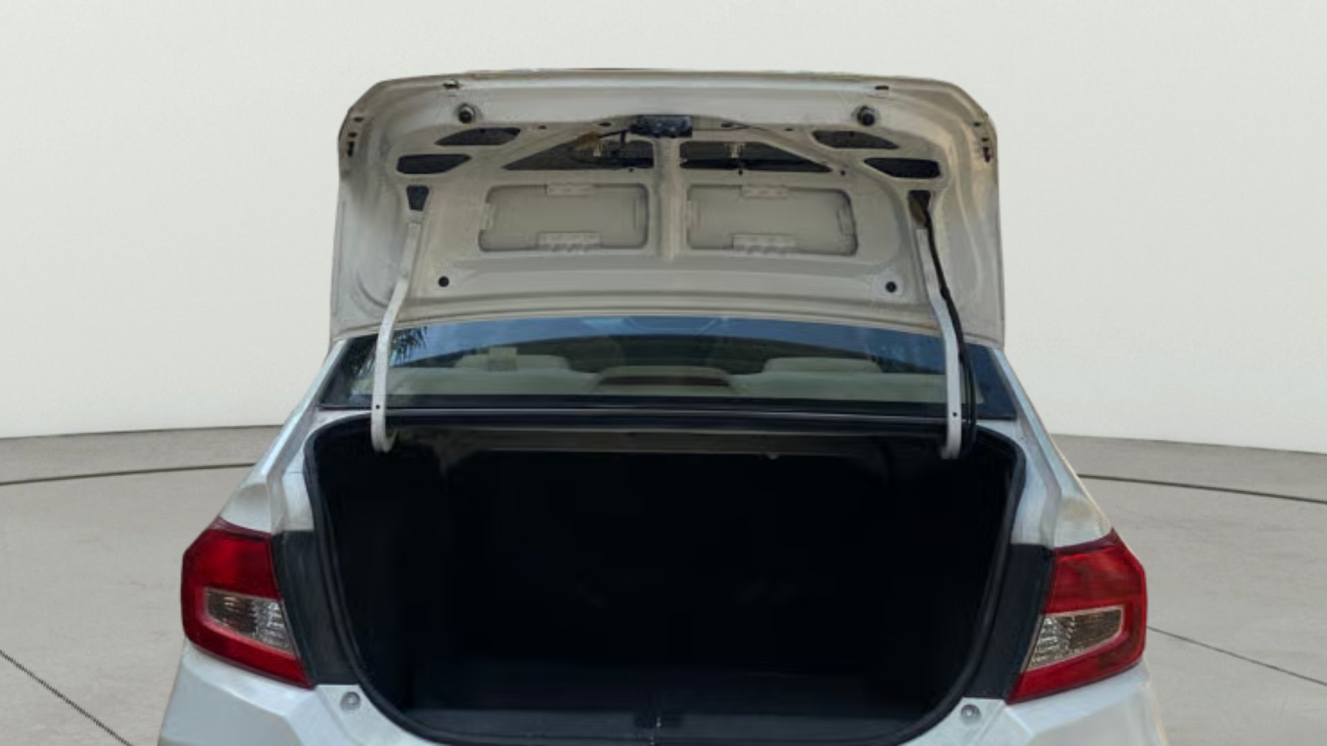 View 2019 Honda Amaze E MT Petrol BS IV Image 16 Used 2019 Honda Amaze E MT Petrol BS IV Image 16