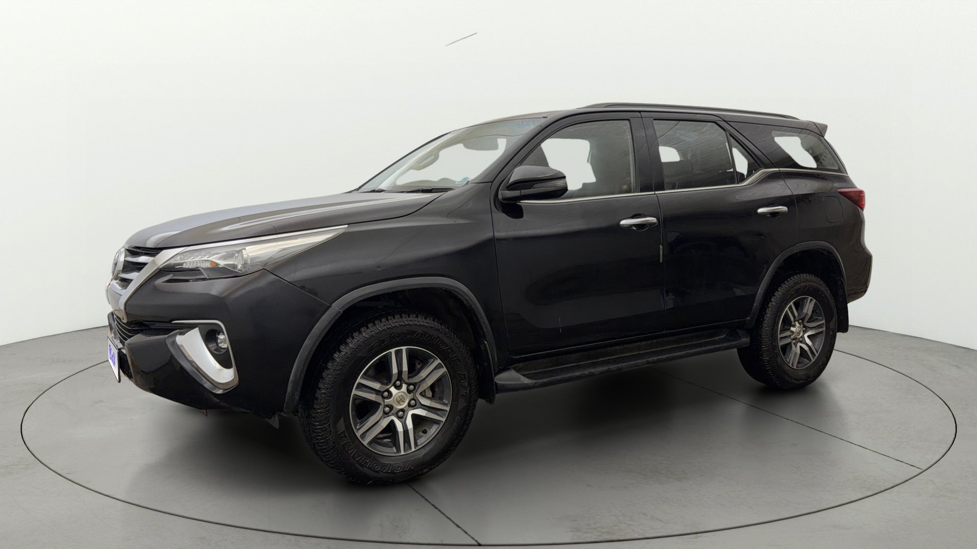 View 2019 Toyota Fortuner 2.7 4X2 AT Image 23 Used 2019 Toyota Fortuner 2.7 4X2 AT Image 23