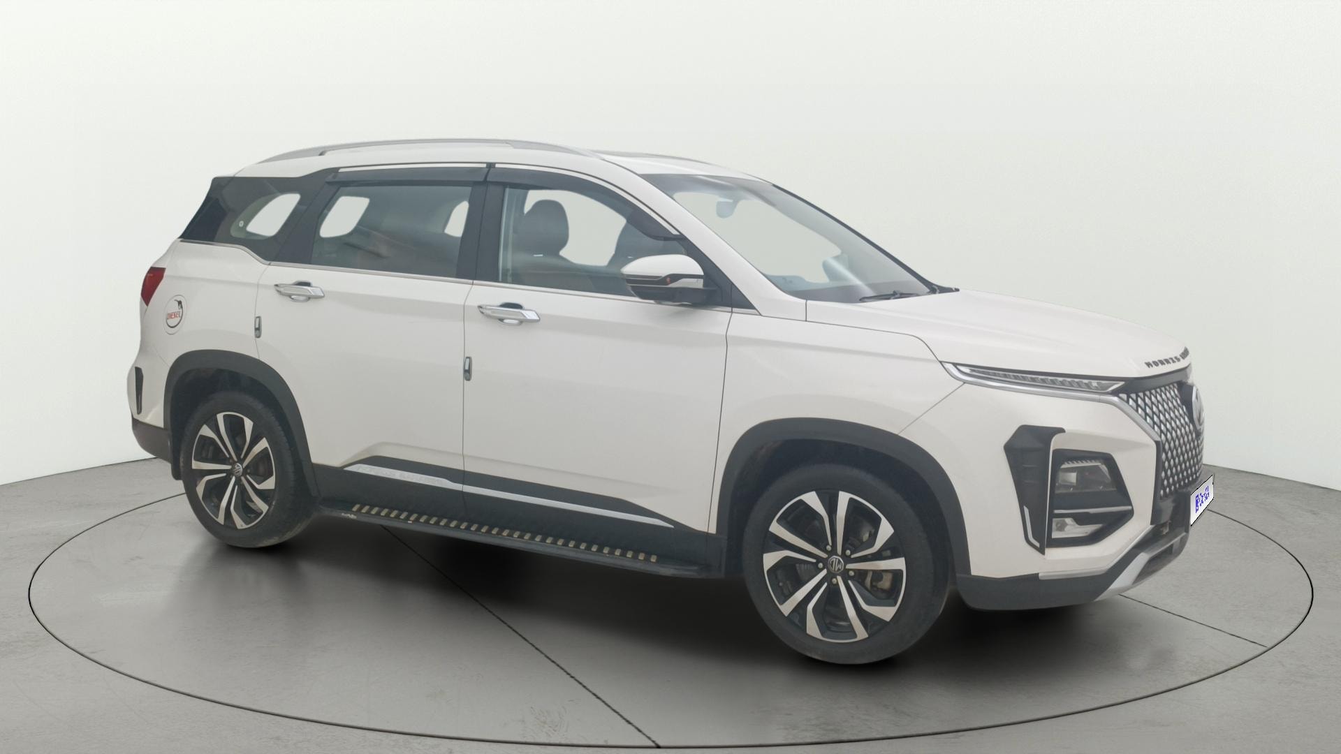 View 2024 MG Hector Plus Sharp Pro 7 Seater Diesel Image 15 Used 2024 MG Hector Plus Sharp Pro 7 Seater Diesel Image 15