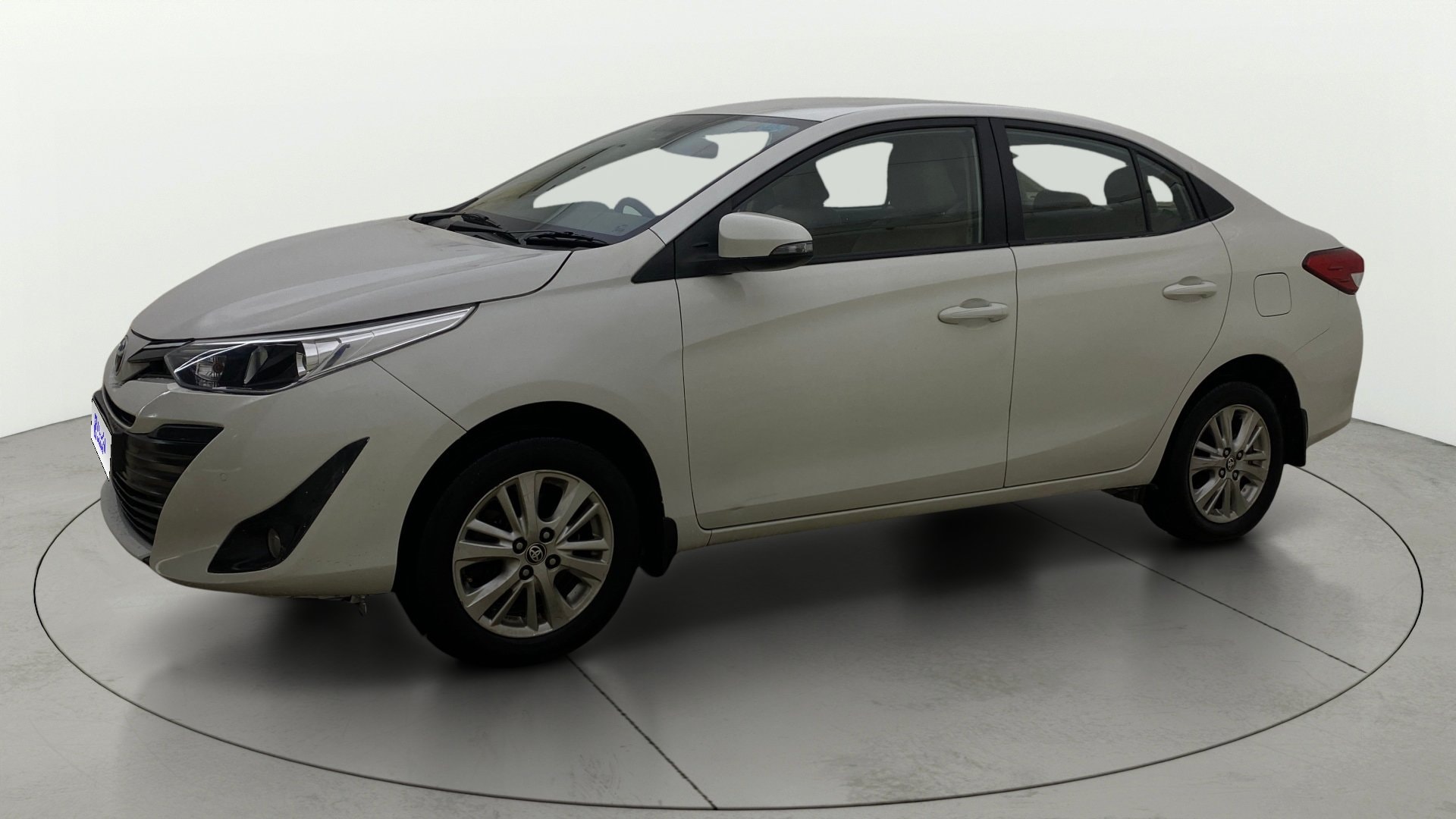 View 2019 Toyota Yaris V CVT Image 22 Used 2019 Toyota Yaris V CVT Image 22
