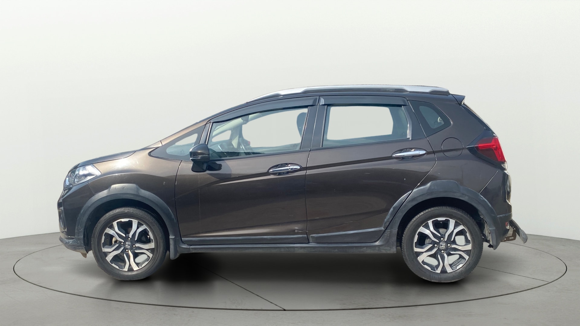 View 2020 Honda WR-V S MT Diesel Edge Edition Image 6 Used 2020 Honda WR-V S MT Diesel Edge Edition Image 6