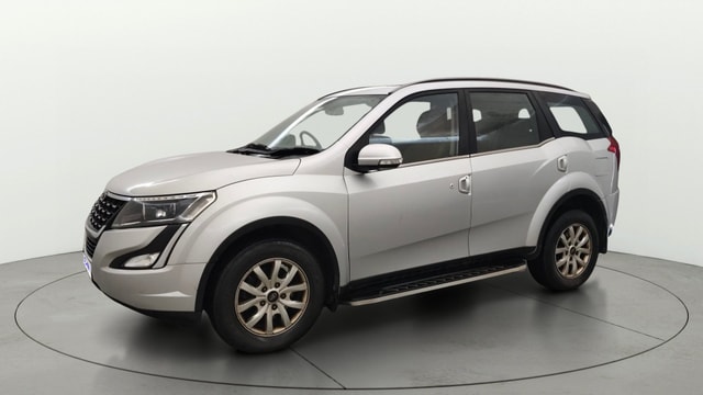View Mahindra XUV500 Image 23 Used Mahindra XUV500 Image 23