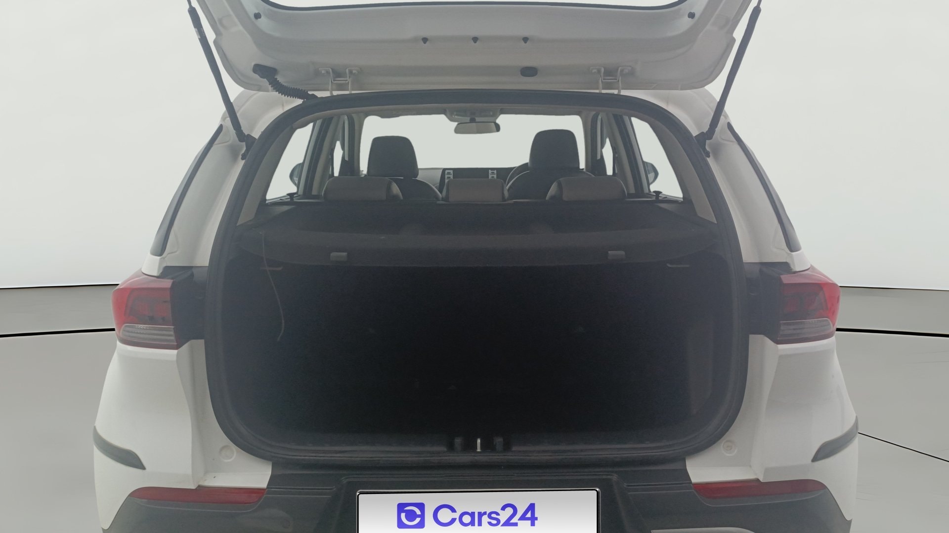View 2023 Kia Sonet HTX DCT Petrol Image 41 Used 2023 Kia Sonet HTX DCT Petrol Image 41