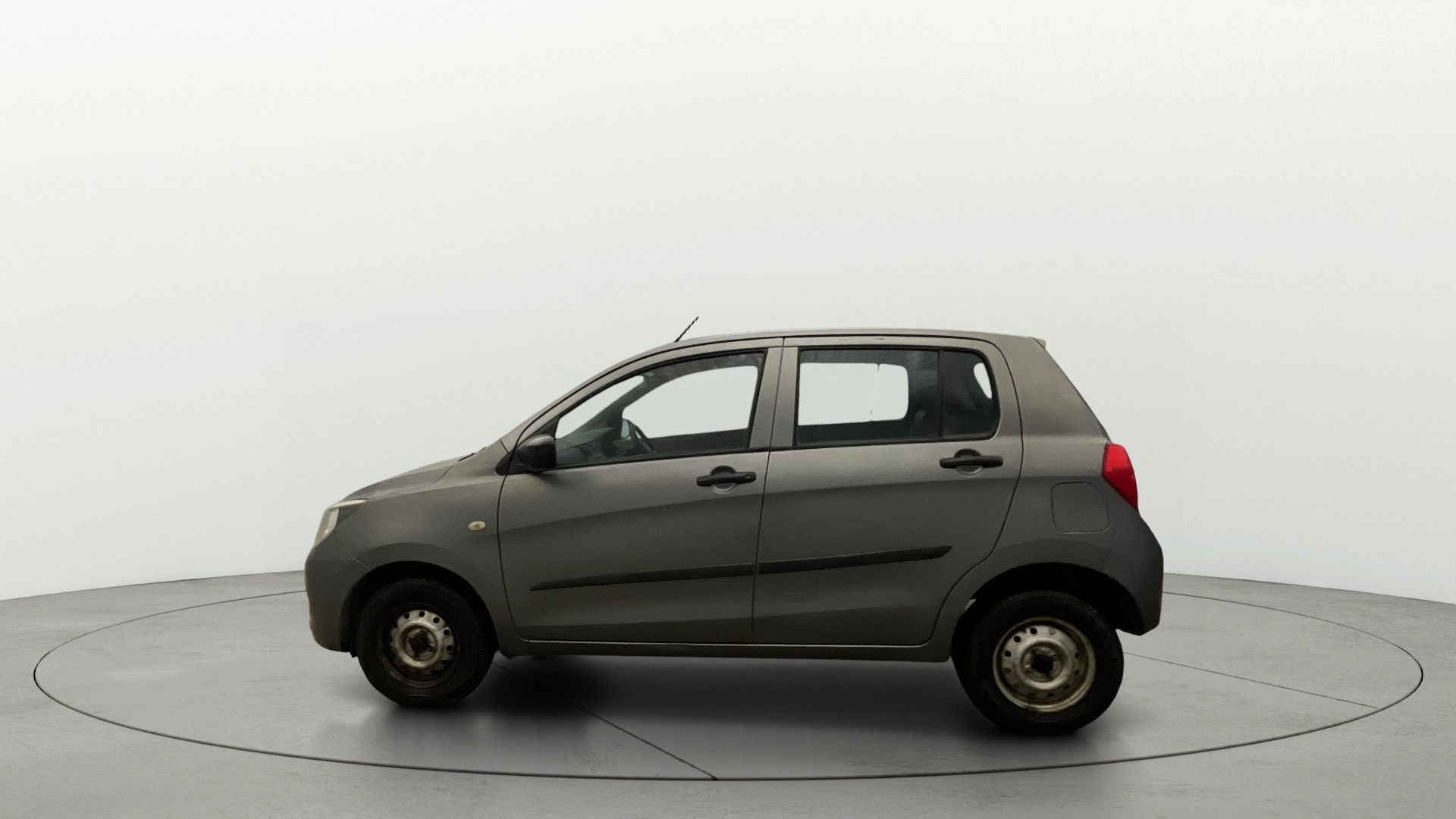 View 2015 Maruti Suzuki 1000 Base Variant Image 5 Used 2015 Maruti Suzuki 1000 Base Variant Image 5