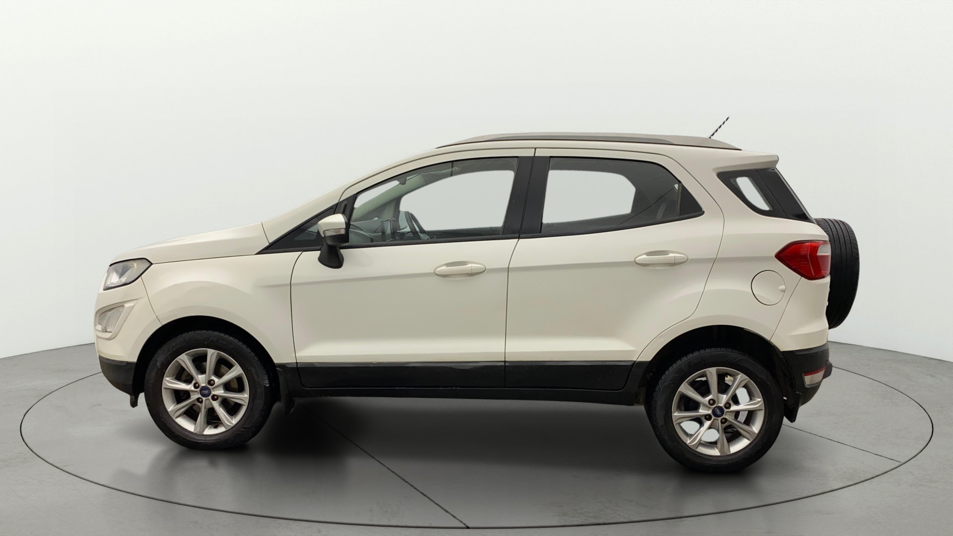View 2019 Ford EcoSport 1.5 TDCi Diesel Ambiente BS IV Image 5 Used 2019 Ford EcoSport 1.5 TDCi Diesel Ambiente BS IV Image 5