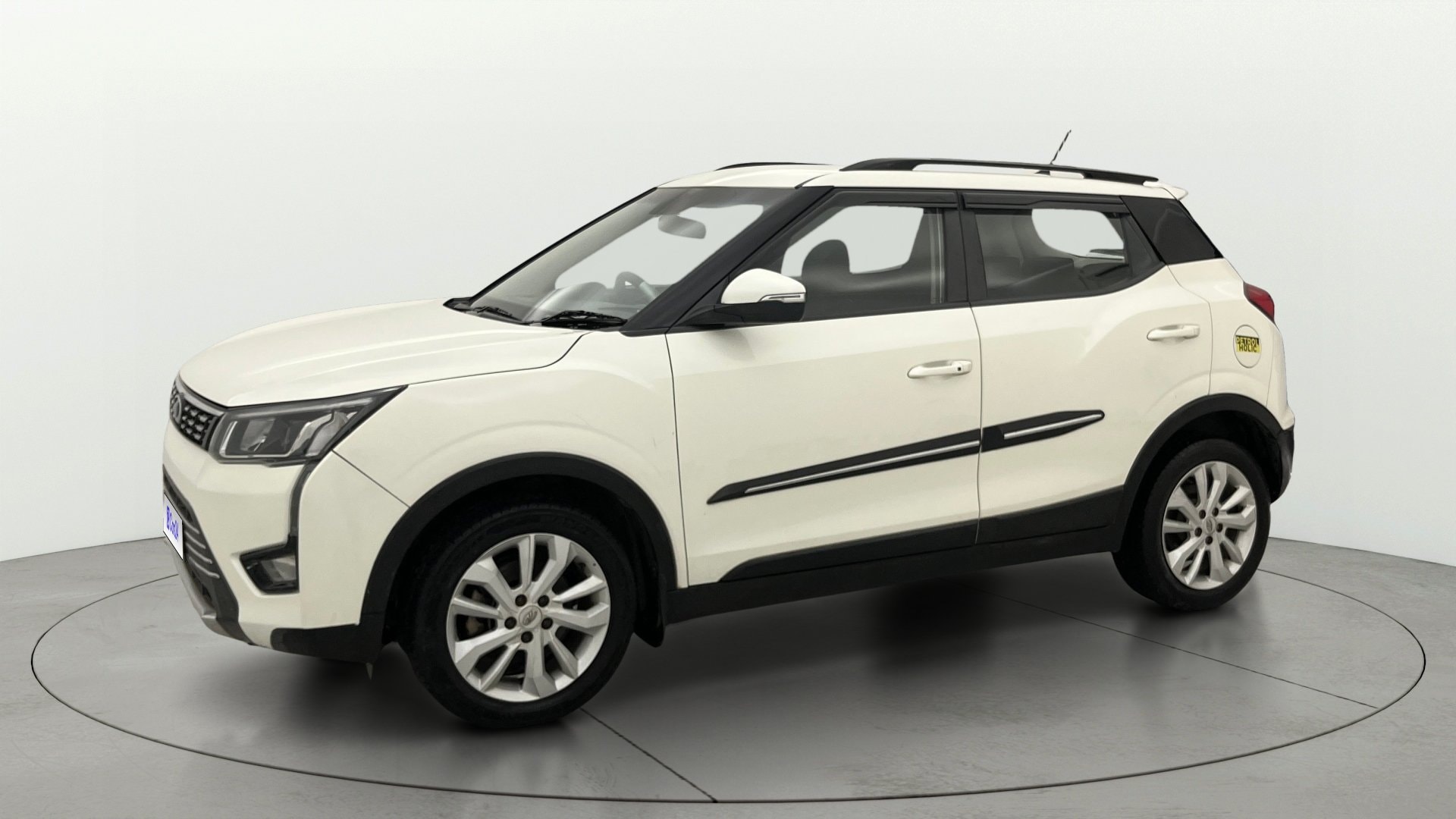 Used 2021 Mahindra XUV300 Used 2021 Mahindra XUV300