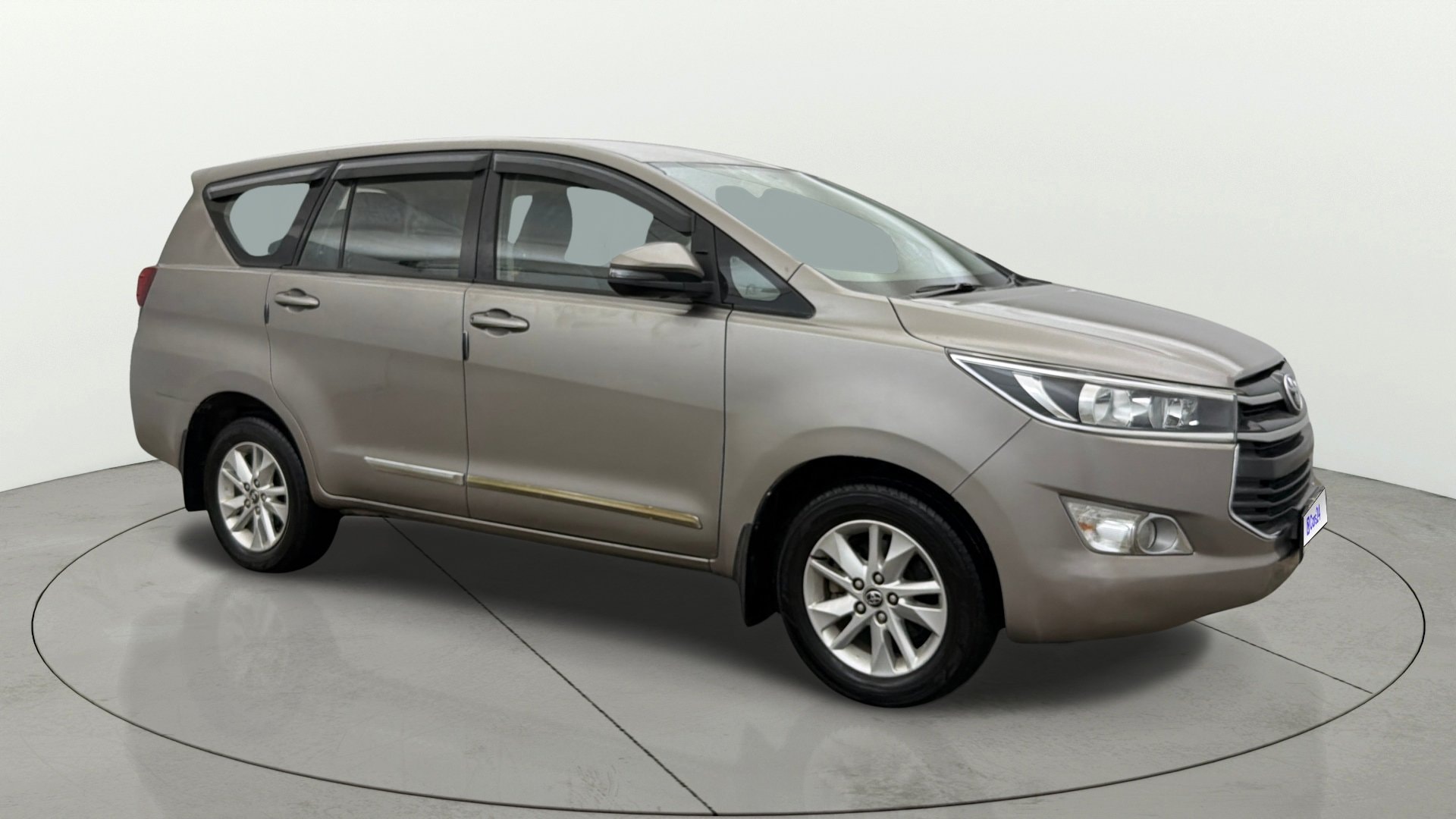 View 2019 Toyota Innova Crysta 2.4 G MT 7-Seater BS IV Image 37 Used 2019 Toyota Innova Crysta 2.4 G MT 7-Seater BS IV Image 37