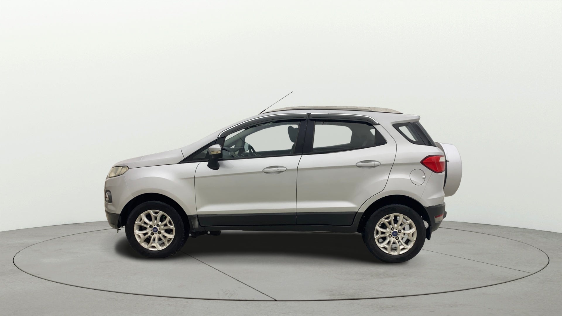 View 2016 Ford EcoSport 1.5 TDCi Diesel Ambiente BS IV Image 25 Used 2016 Ford EcoSport 1.5 TDCi Diesel Ambiente BS IV Image 25