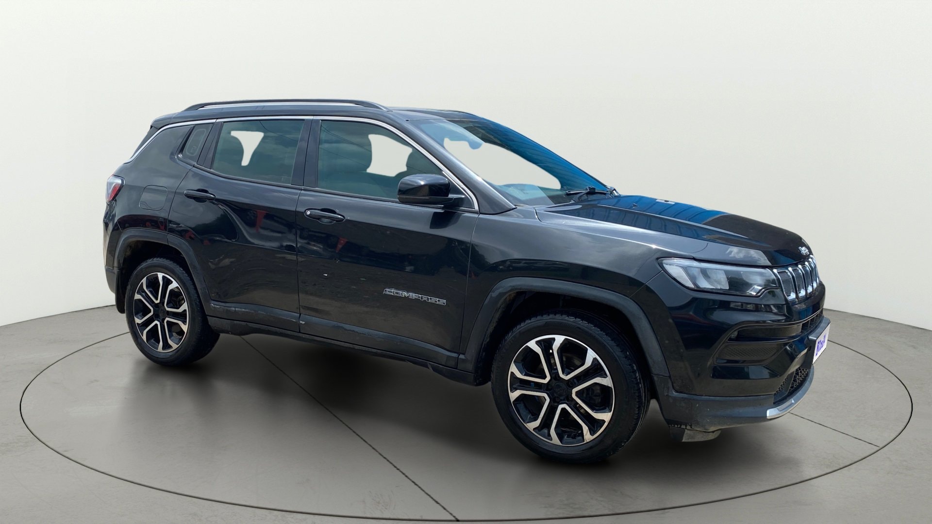 View 2023 Jeep Compass Limited 4X4 (O) 2.0 Diesel BS IV Image 13 Used 2023 Jeep Compass Limited 4X4 (O) 2.0 Diesel BS IV Image 13