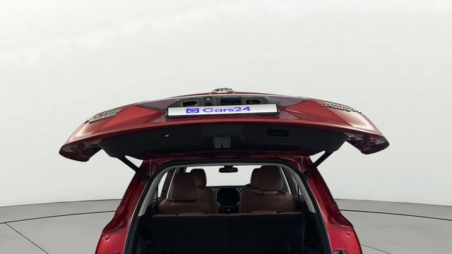 View MG Hector Plus Image 17 Used MG Hector Plus Image 17