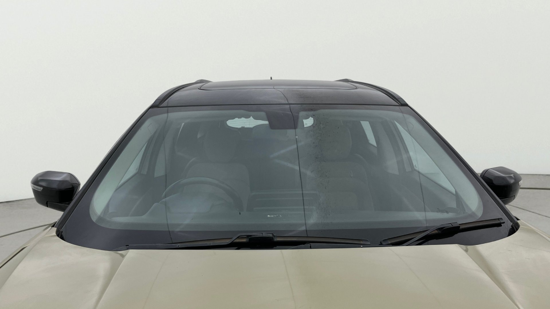 View 2022 Tata Safari 4X2 Image 39 Used 2022 Tata Safari 4X2 Image 39