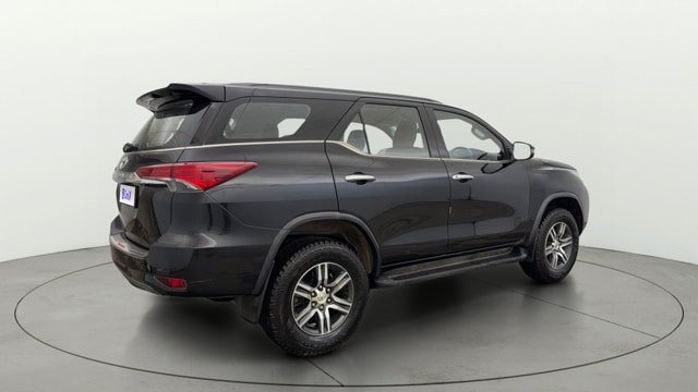 View Toyota Fortuner Image 47 Used Toyota Fortuner Image 47