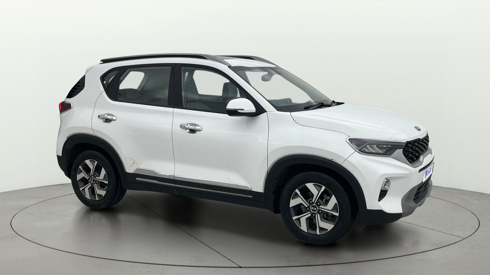 View 2020 Kia Sonet HTX Plus Diesel Image 14 Used 2020 Kia Sonet HTX Plus Diesel Image 14