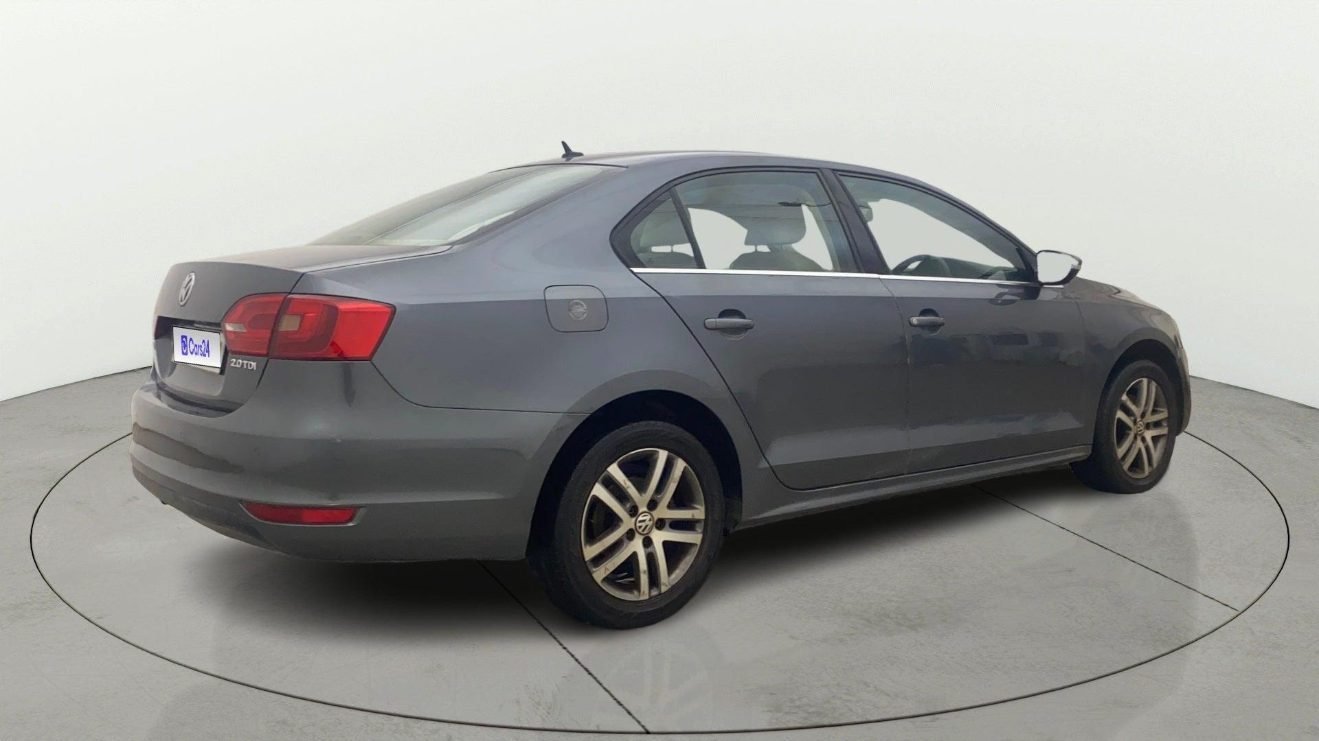 View 2013 Volkswagen Jetta 2.0 Highline AT Image 42 Used 2013 Volkswagen Jetta 2.0 Highline AT Image 42
