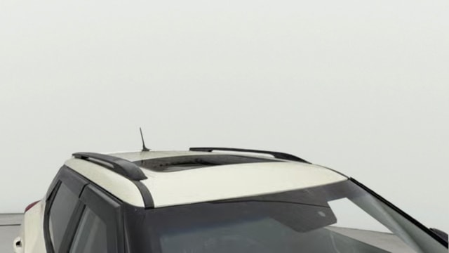 View Mahindra XUV300 Image 6 Used Mahindra XUV300 Image 6