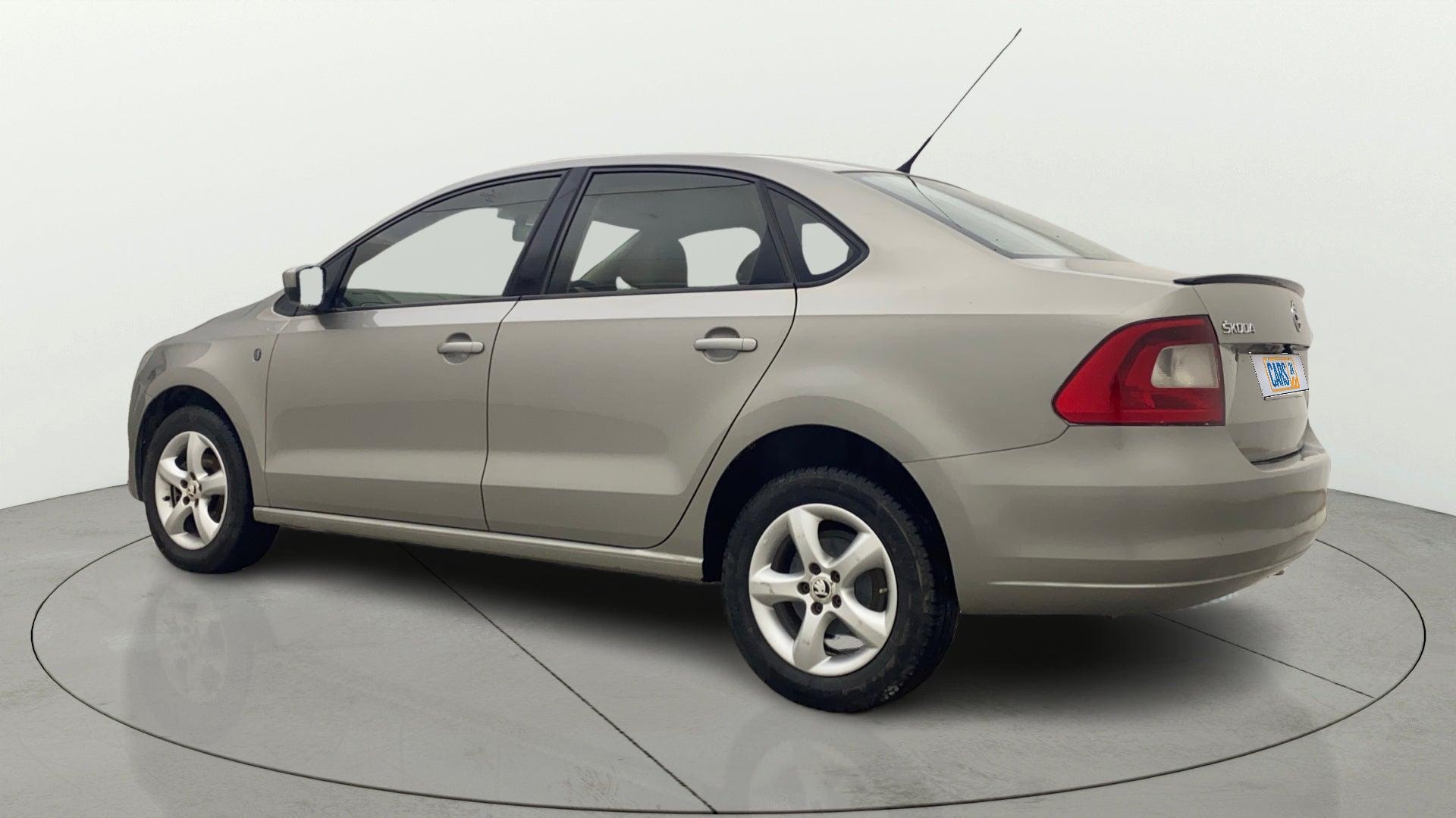 View 2015 Skoda Rapid 1.5 TDI CR Ambition Plus Image 2 Used 2015 Skoda Rapid 1.5 TDI CR Ambition Plus Image 2