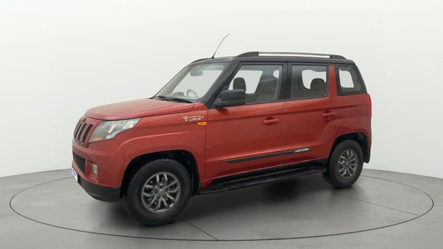 View Mahindra TUV300 Image 35 Used Mahindra TUV300 Image 35
