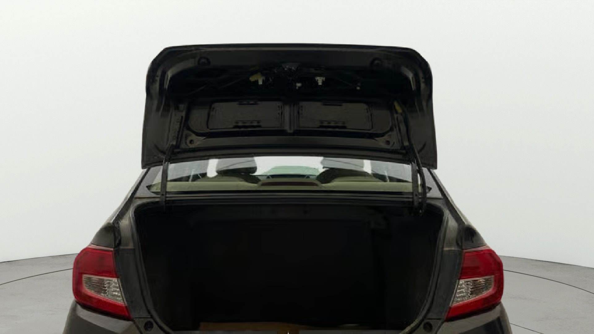 View 2019 Honda Amaze E MT Petrol BS IV Image 16 Used 2019 Honda Amaze E MT Petrol BS IV Image 16