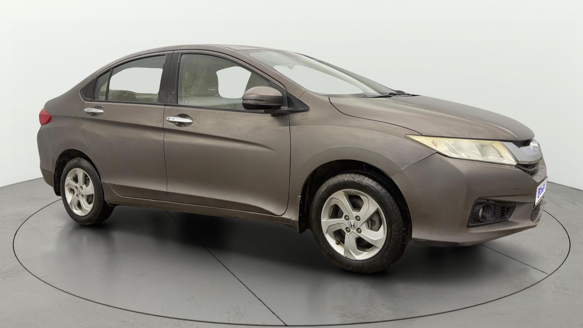 View 2015 Honda City ZX MT Diesel Anniversary Edition Image 22 Used 2015 Honda City ZX MT Diesel Anniversary Edition Image 22