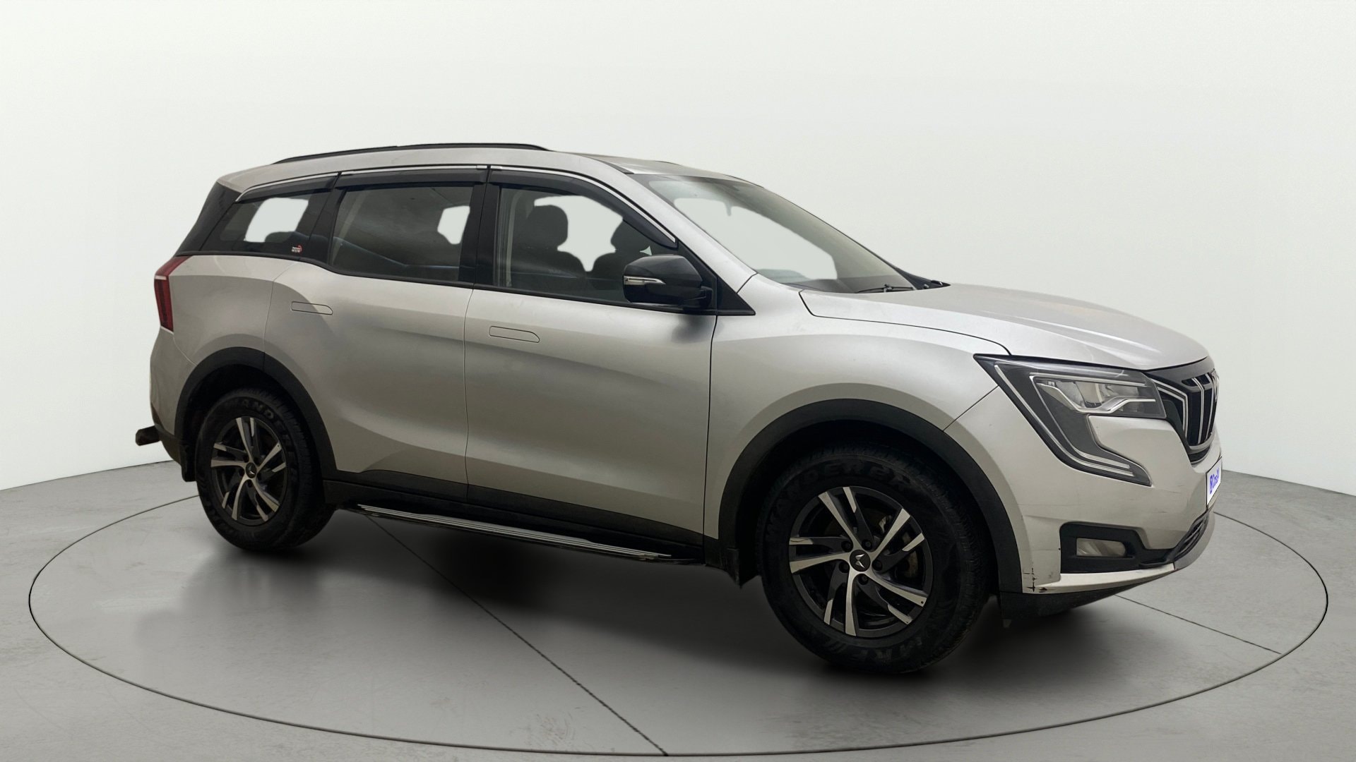 Used 2022 Mahindra XUV700 Used 2022 Mahindra XUV700