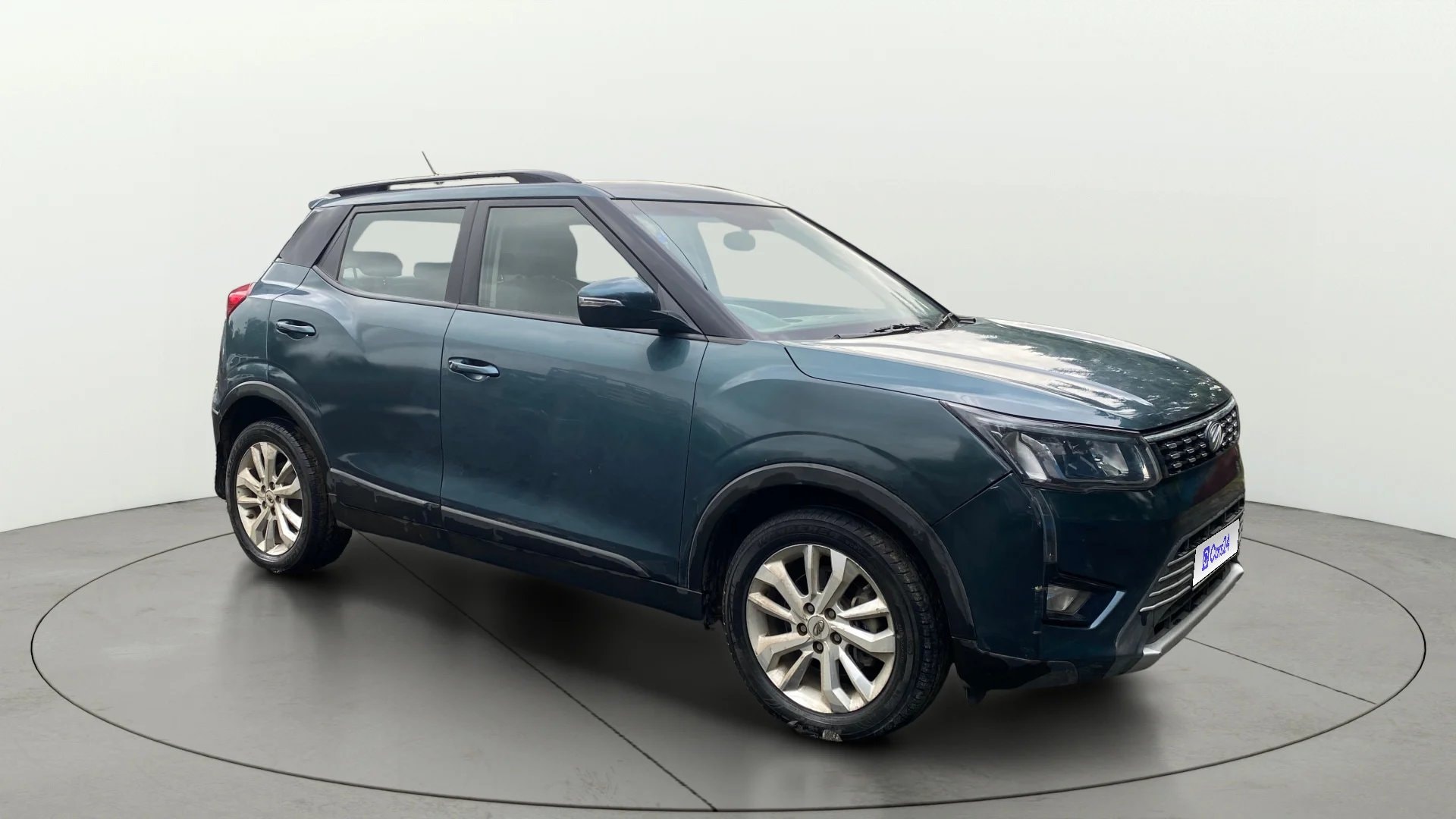 View 2019 Mahindra XUV300 W4 Petrol BS IV Image 21 Used 2019 Mahindra XUV300 W4 Petrol BS IV Image 21