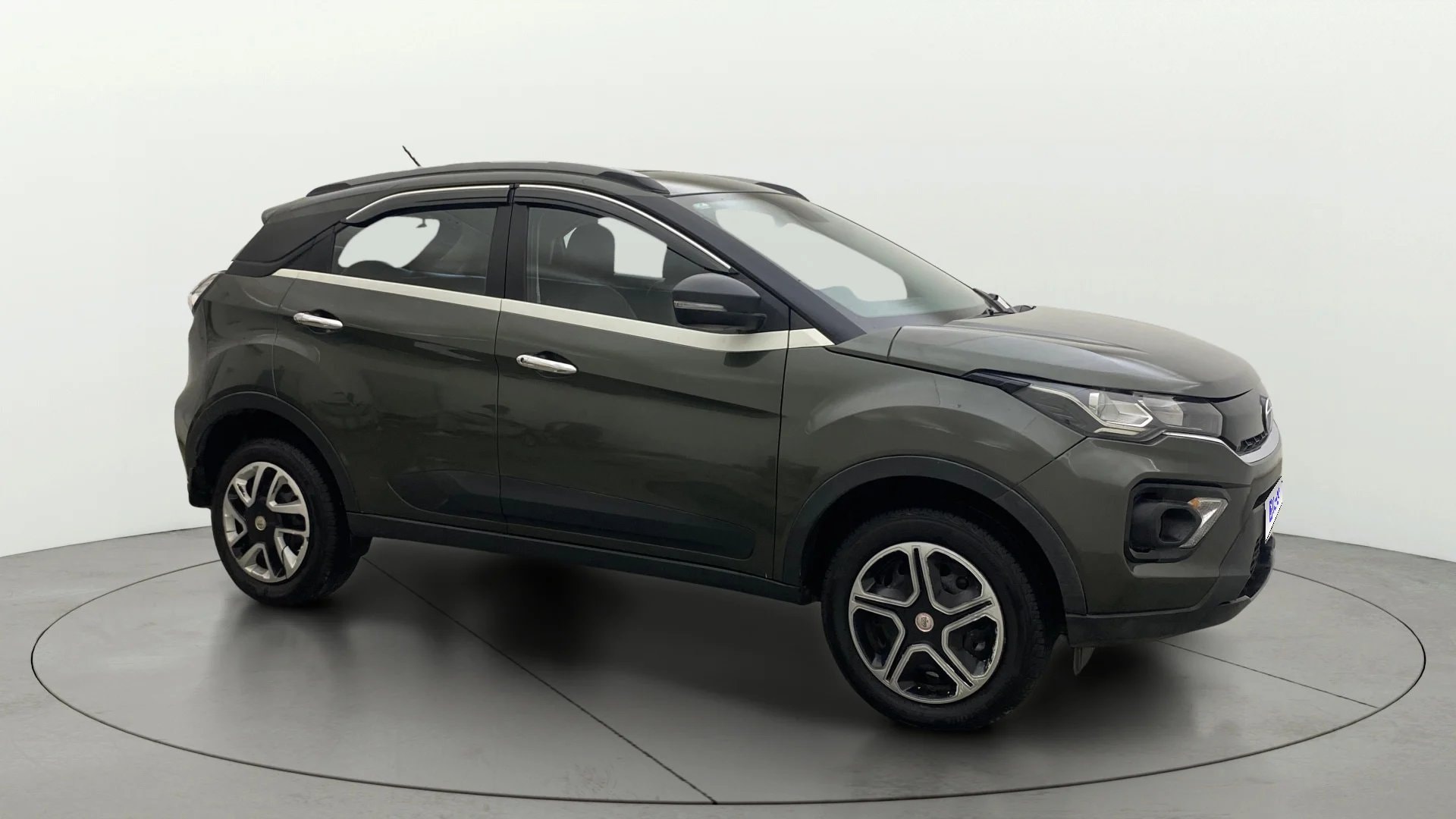 View 2023 Tata Nexon Revotron XE Image 21 Used 2023 Tata Nexon Revotron XE Image 21