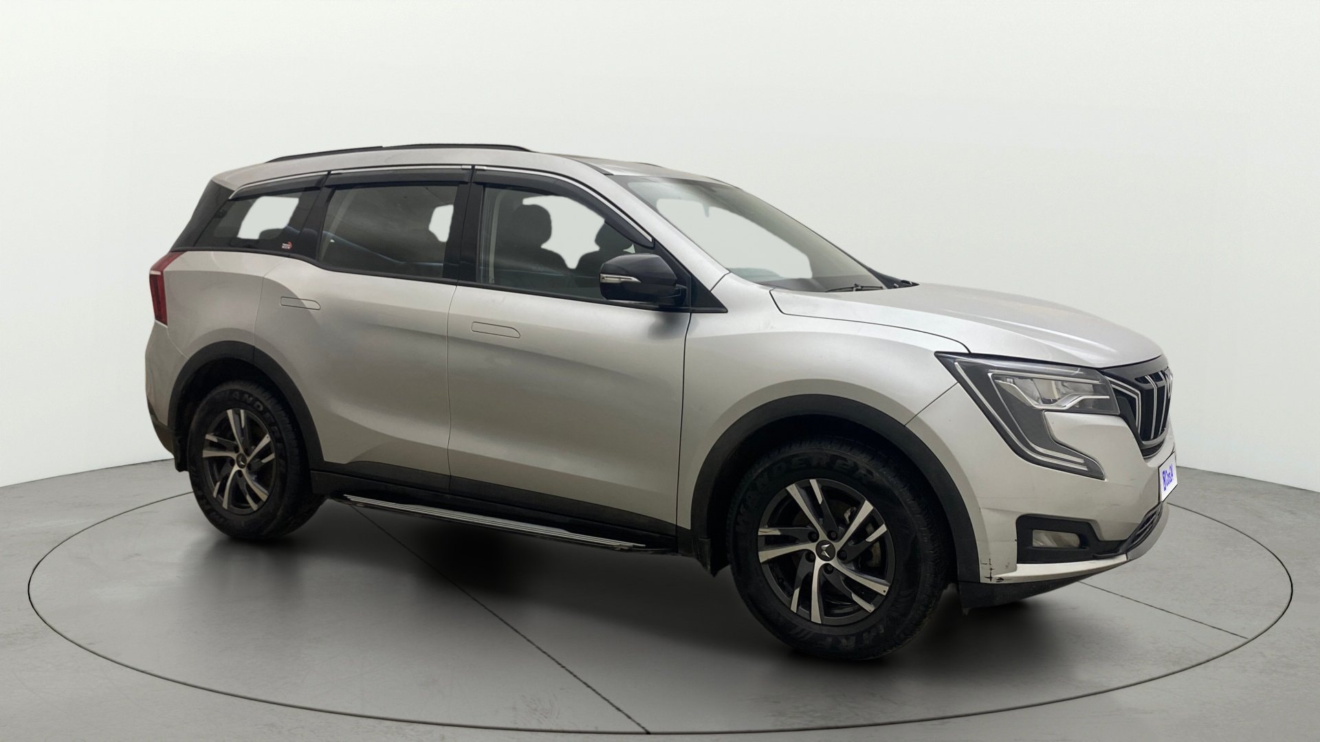 Used 2022 Mahindra XUV700 Used 2022 Mahindra XUV700