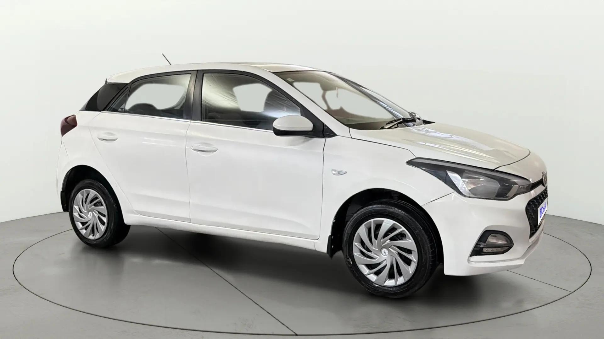 View 2020 Hyundai Elite i20 1.2 Magna Plus Petrol BS IV Image 35 Used 2020 Hyundai Elite i20 1.2 Magna Plus Petrol BS IV Image 35