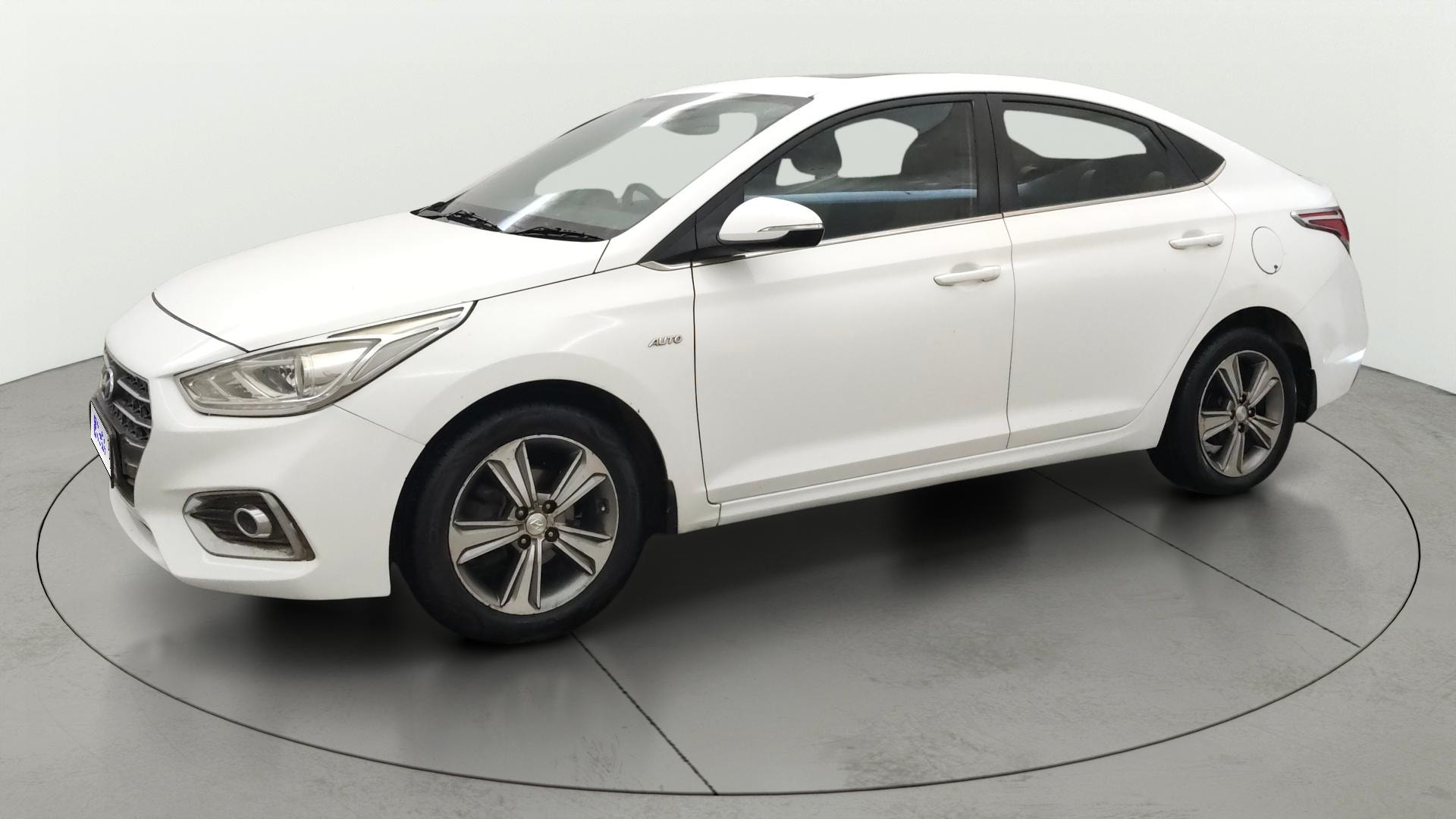 View 2017 Hyundai Verna 1.4 VTVT E Image 34 Used 2017 Hyundai Verna 1.4 VTVT E Image 34