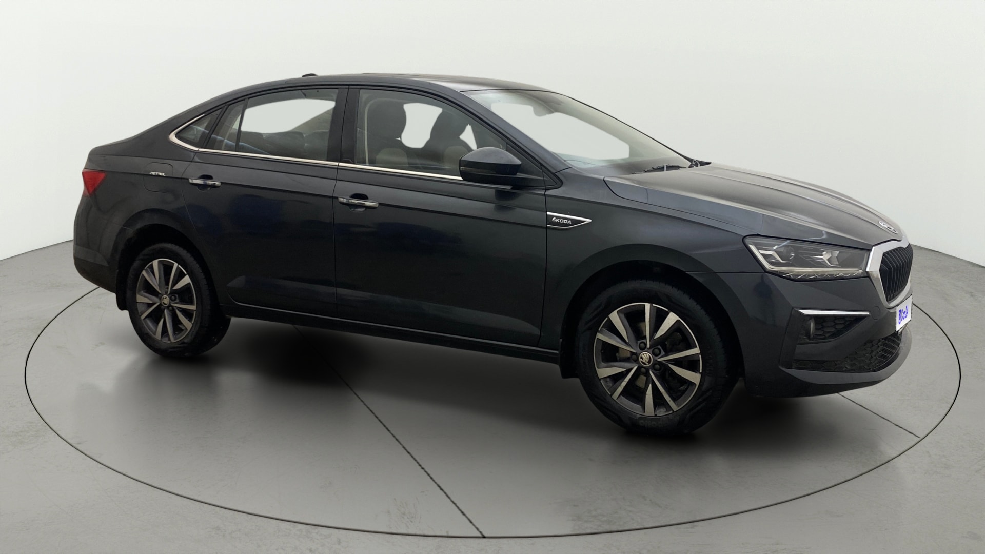 View 2023 Skoda Slavia Style 1.0 TSI MT Image 38 Used 2023 Skoda Slavia Style 1.0 TSI MT Image 38
